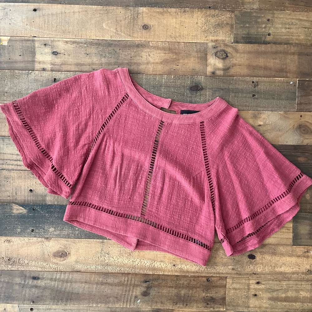 Nixon Mauve Crop Top with Flared Sleeves